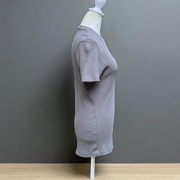 Zara Ribbed Crew Neck Top in Gray Size Medium - Picture 4 of 7